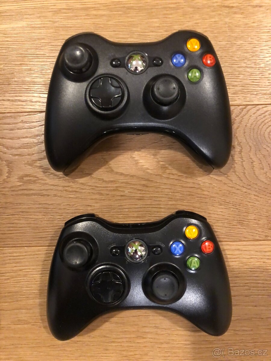 XBOX 360, 4 GB, KINECT + 7 HER - 3