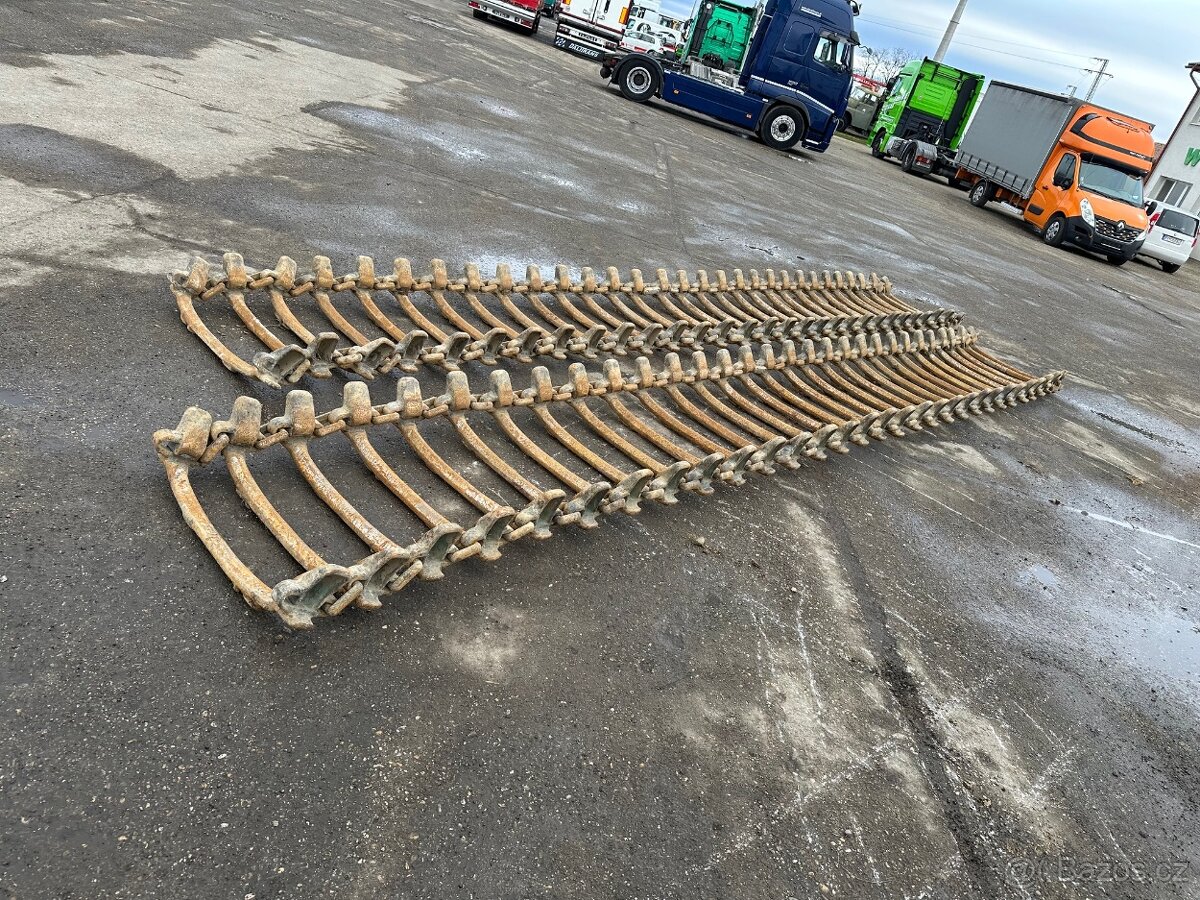 kolopasy na EQUUS 175N 6WDC - 3