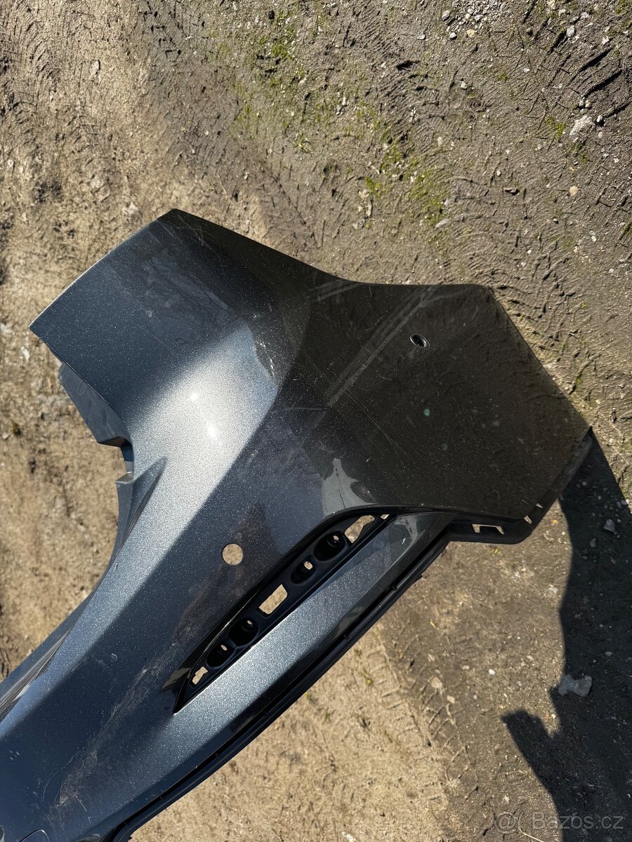 Ford Focus MK4 - zadní narazník - 3