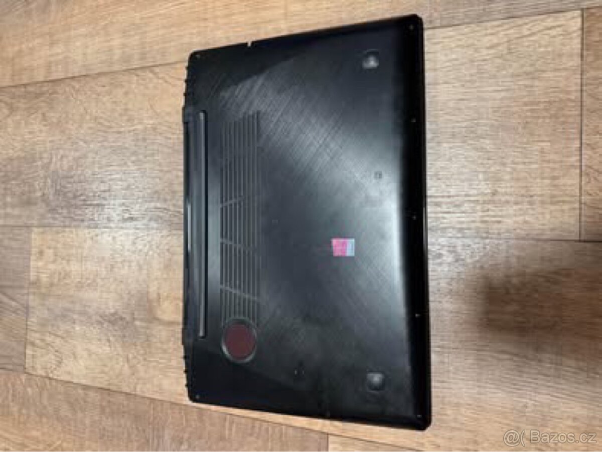 Herní notebook Lenovo Y50-70 - 3