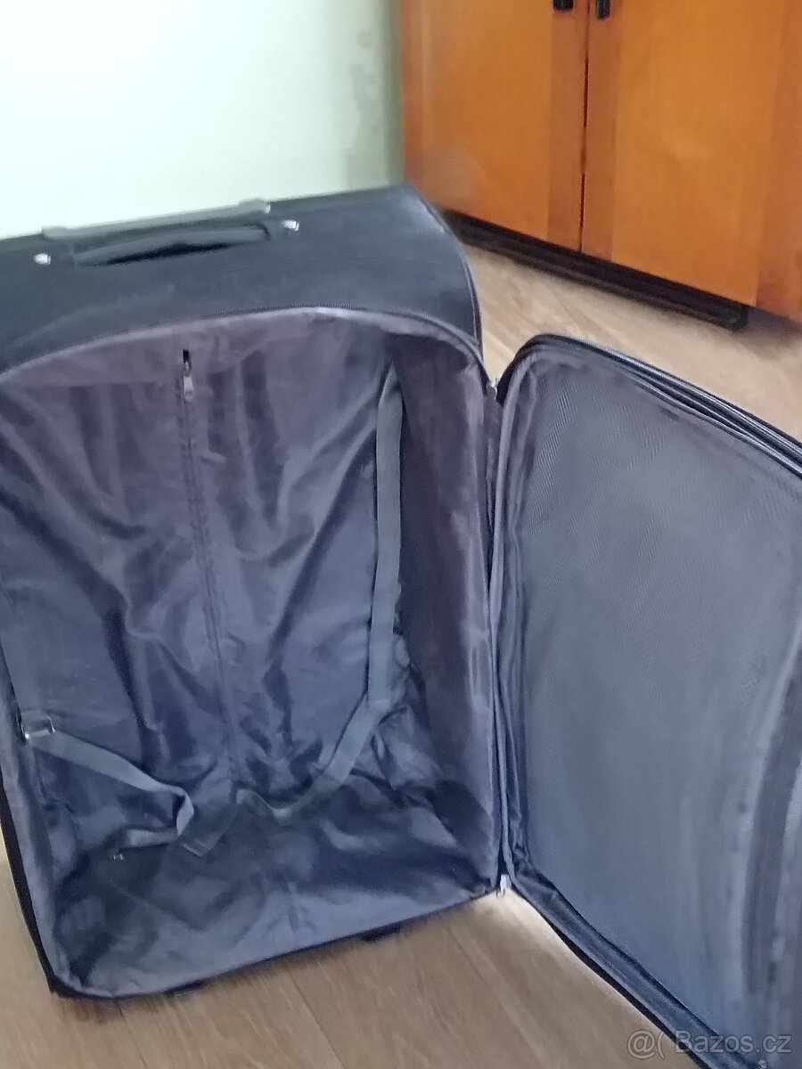 Prodej cestovního kufru - 3