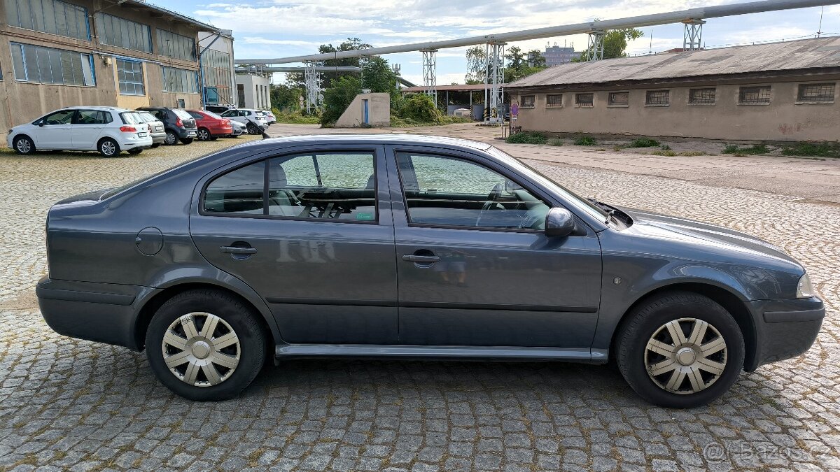 Škoda Octavia I, 1,6 - 3