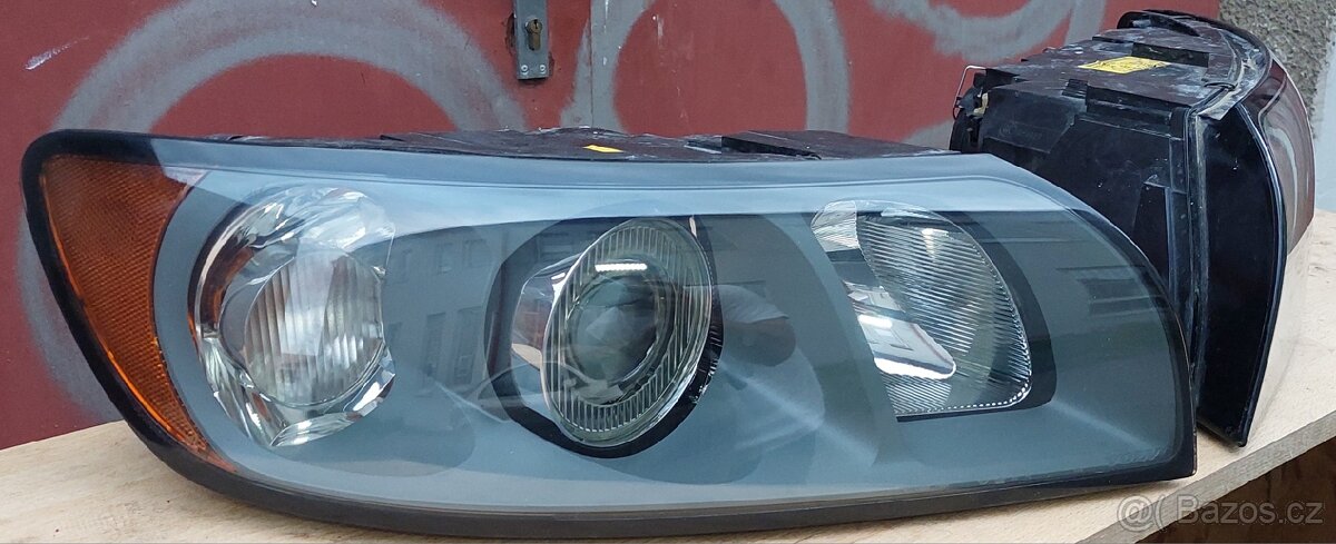 Světla Volvo V50 - 3