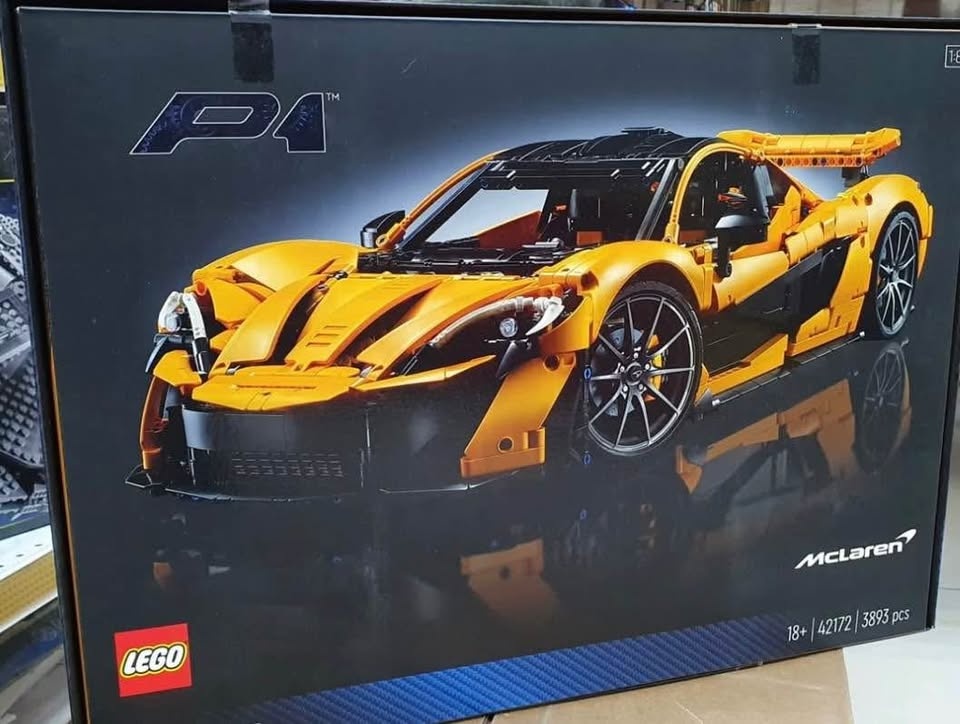 LEGO Technic McLaren P1 - 3