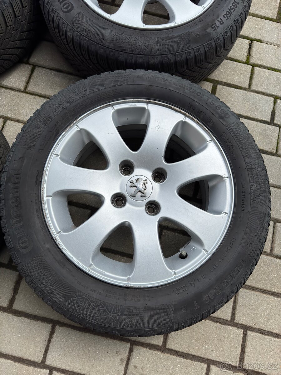 Kola Peugeot 4x 108 - 3