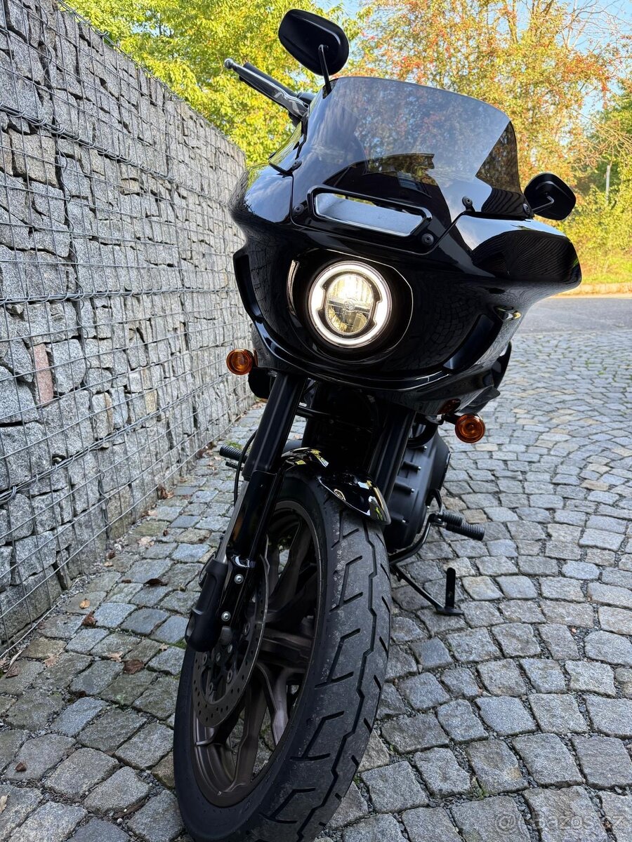 Harley Davidson fxlrst Low Rider ST - 3