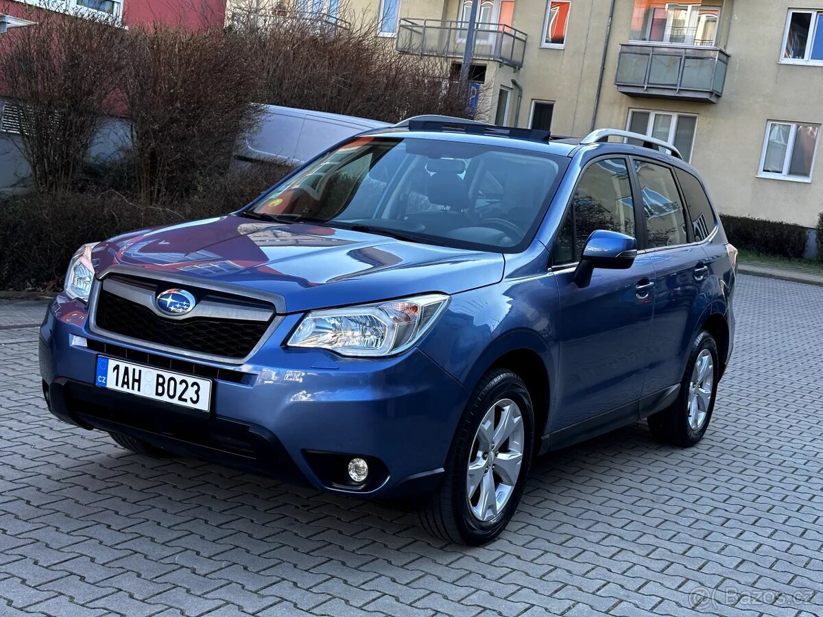 Subaru Forester SJ 2.0 D 4x4 Kůže Navi Xenony Panorama Tažné - 3