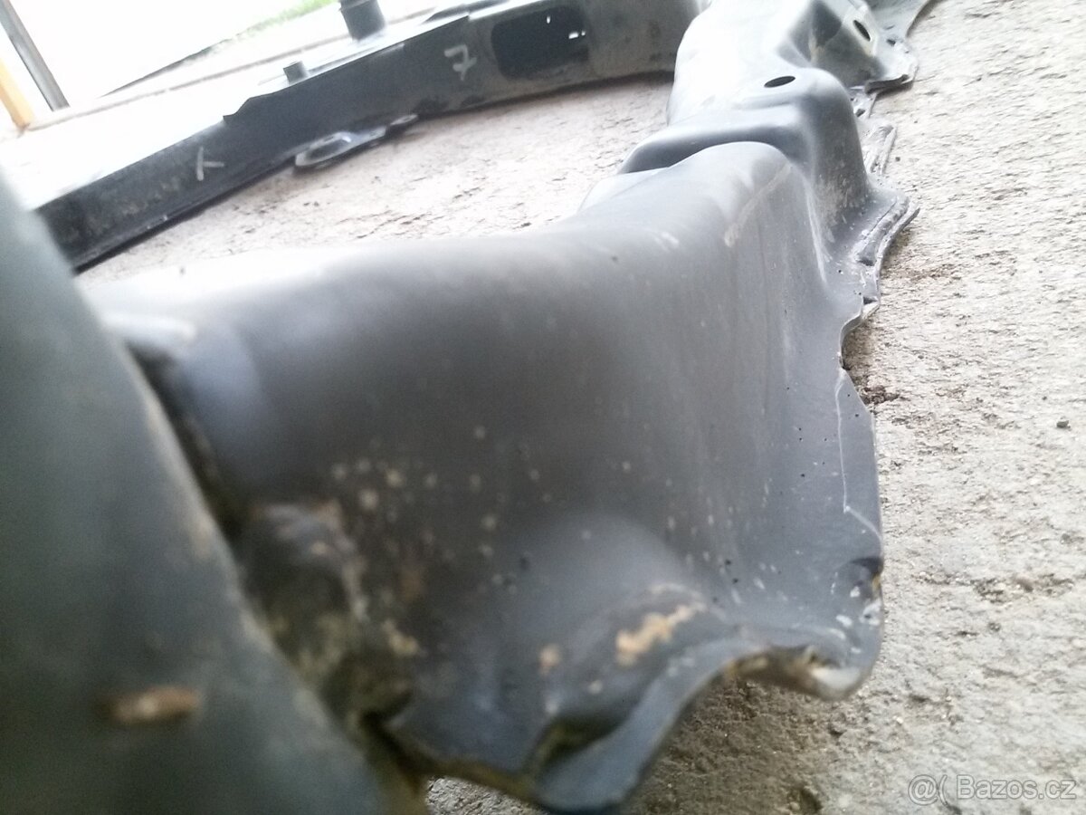 Nissan Qashqai J10: Nápravnice - 3