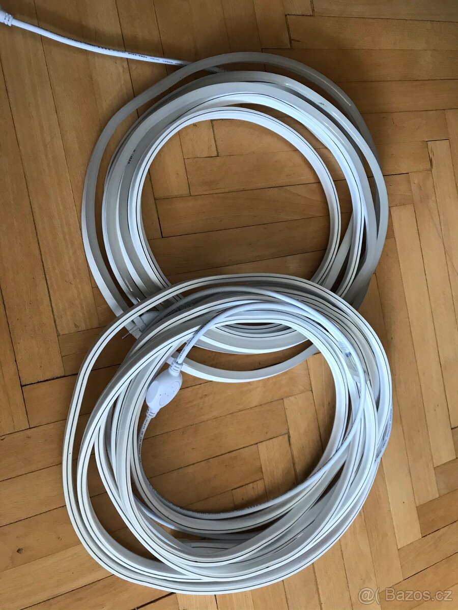 Prodám červený a modrý LED NEON pásek 230V - 3