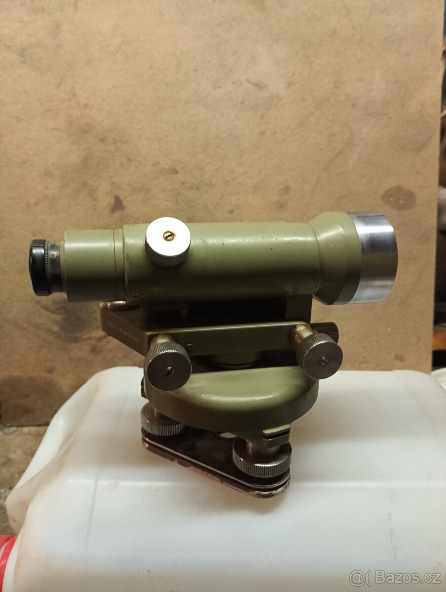 Nivelační přístroj meopta - 3