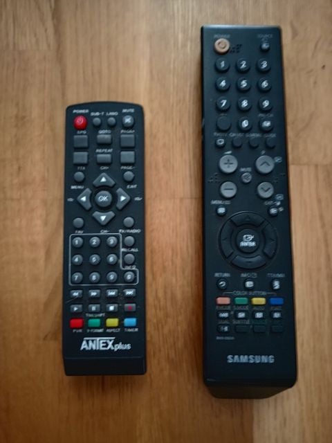 LCD televizor 37" Samsung + set top box AntexPlus - 3