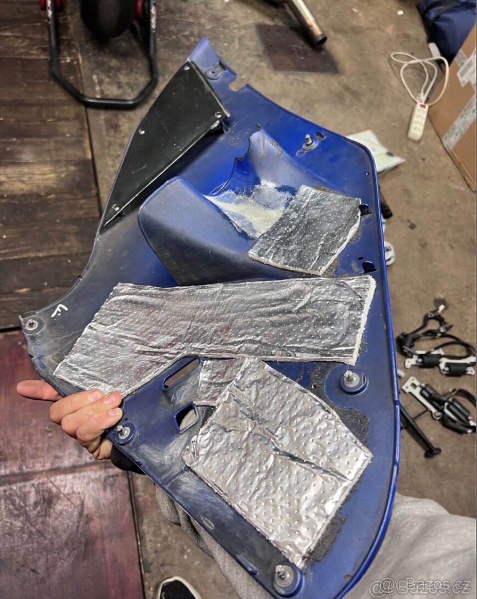 Aprilia Rsv 1000 - 3