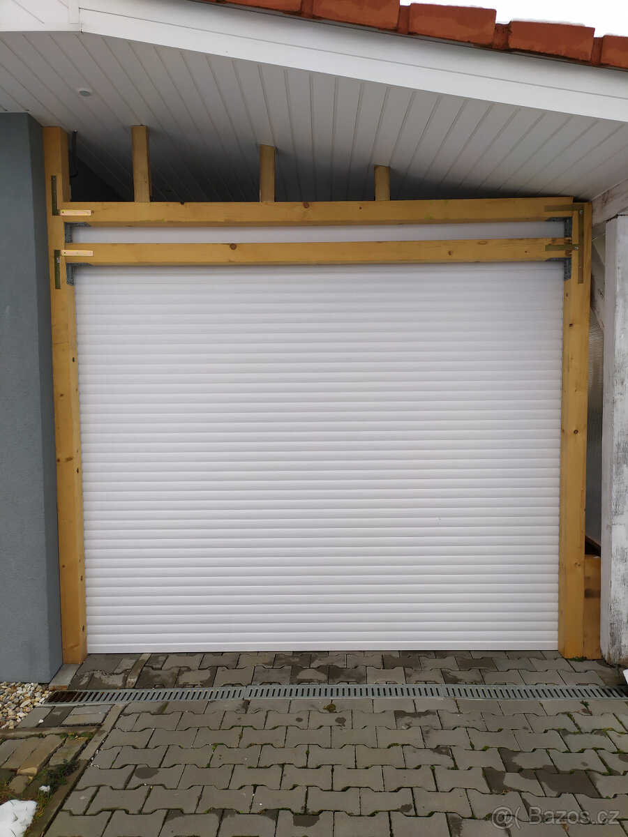 Garážová vrata - rolovací - 3