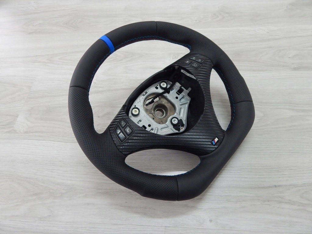 Volant BMW E81, E82, E84, E87, E88, E90, E91, E92 - 3