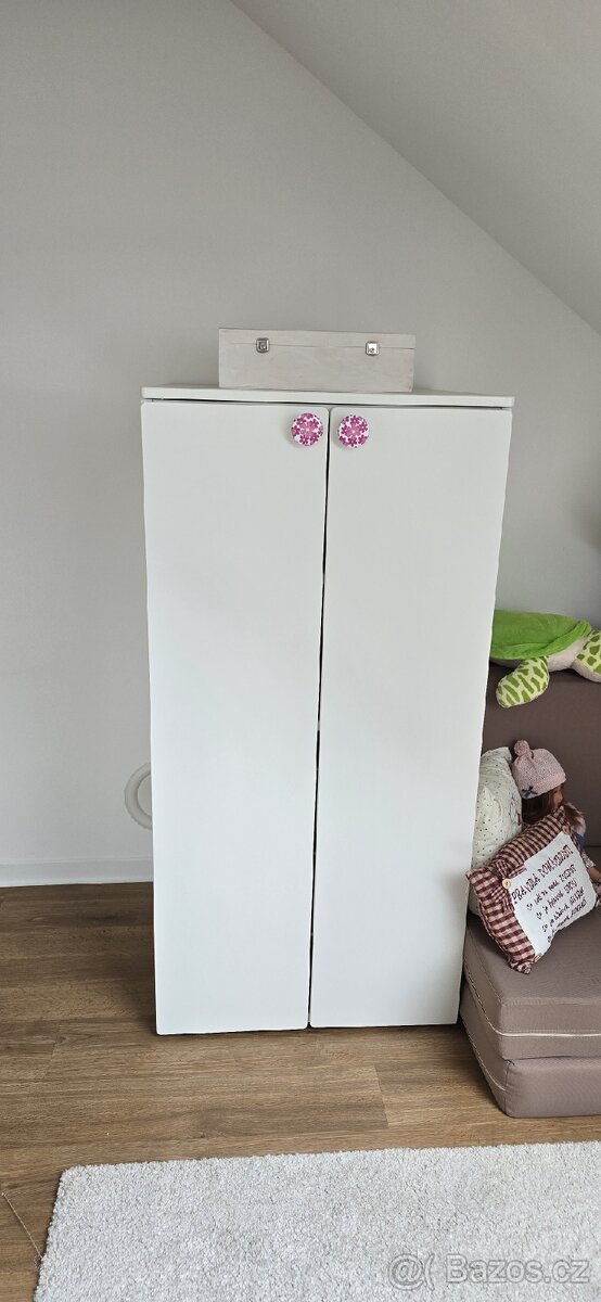 Ikea nabytek skrine smastad - 3