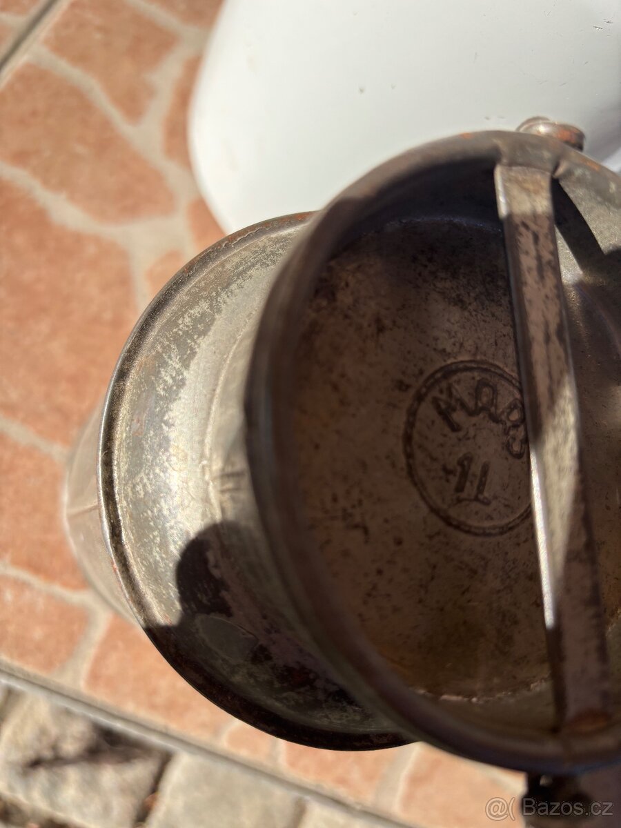 Staré smaltované a plechové bandasky - 3