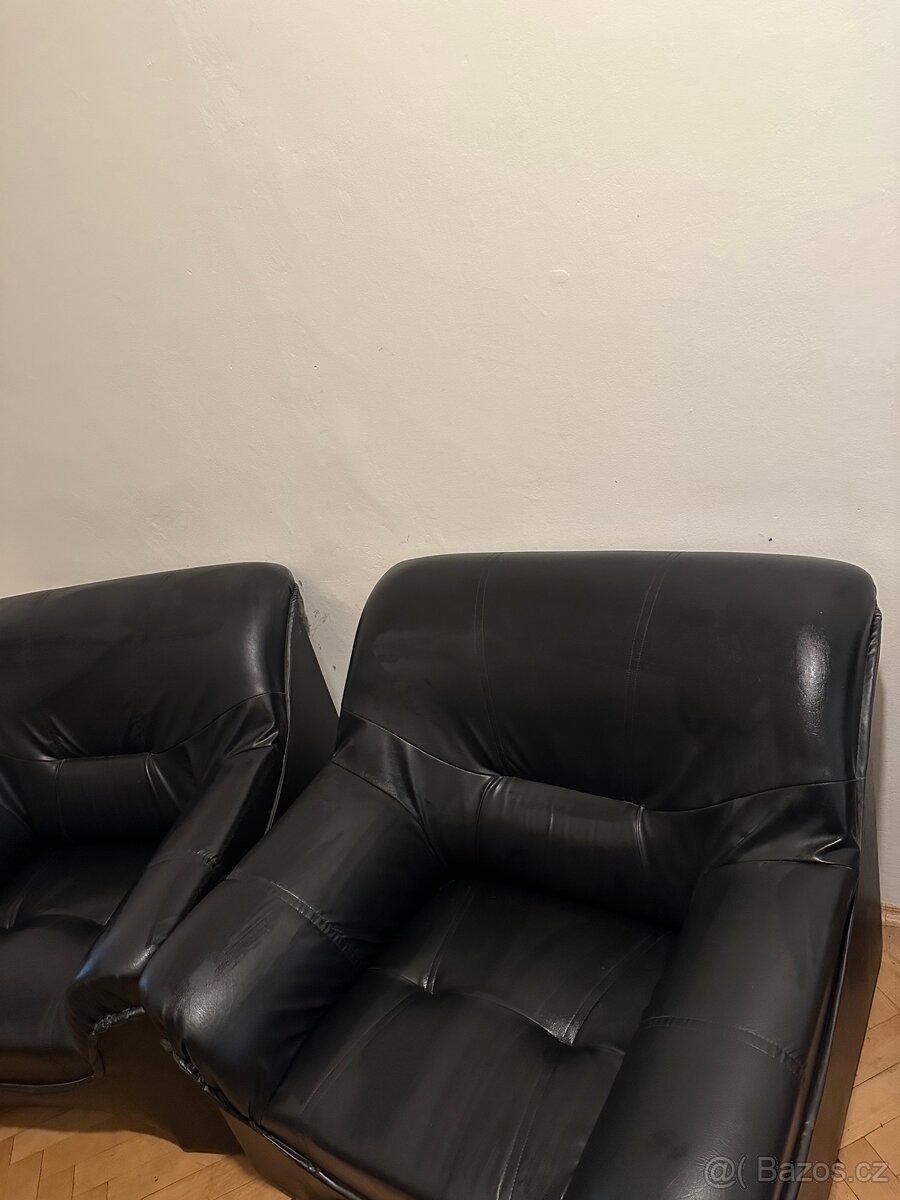 Kožené křesla - 3