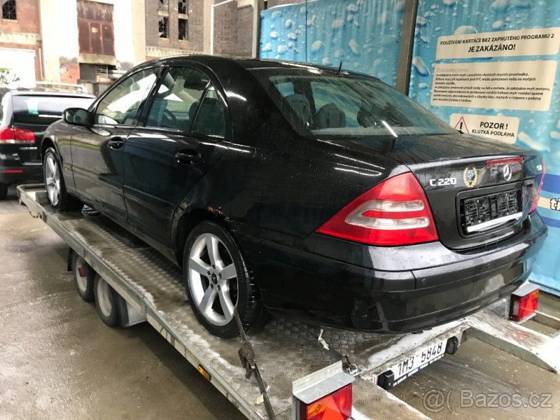 Mercedes Benz c220 cdi 105kw koupeno v CZ - 3