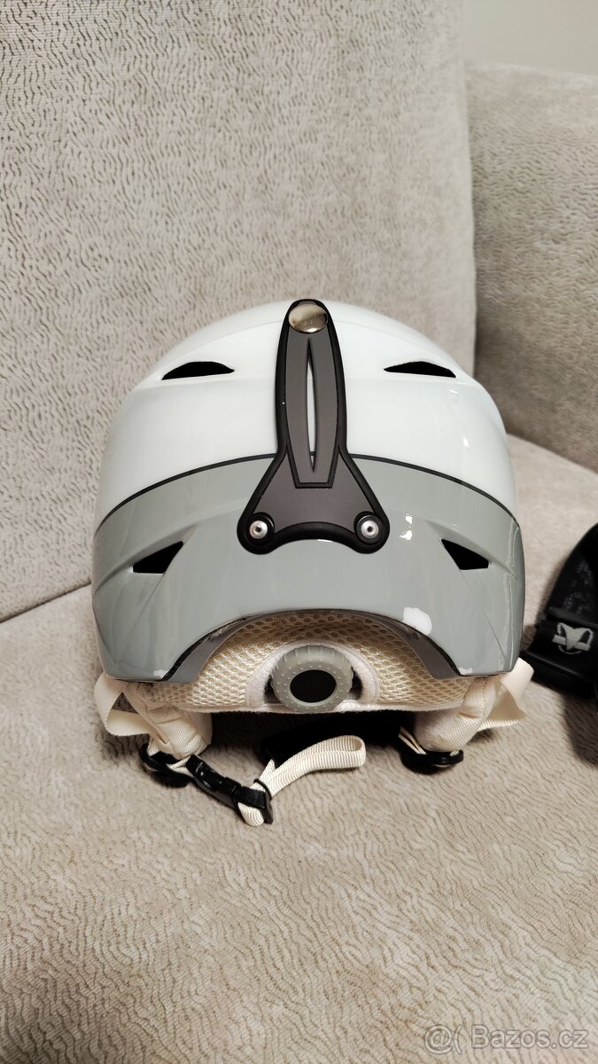 Dívčí helma a brýle - 3