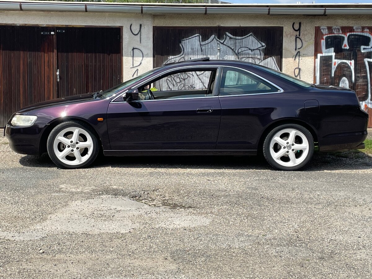 Honda Accord coupe 3.0 v6 - 3