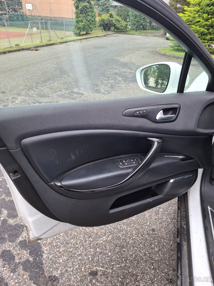 tapecy Citroen c5 X7 - 3