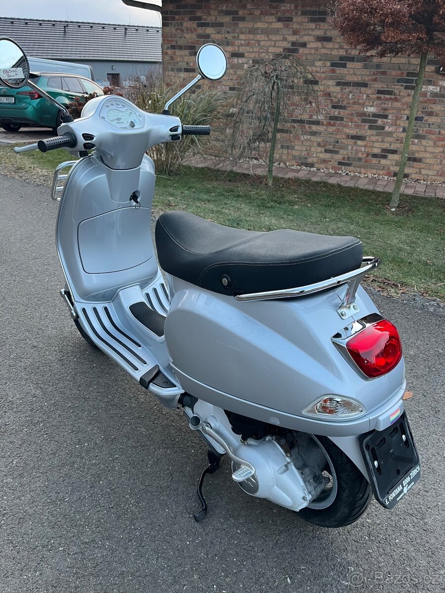 Vespa 125 LX - 3