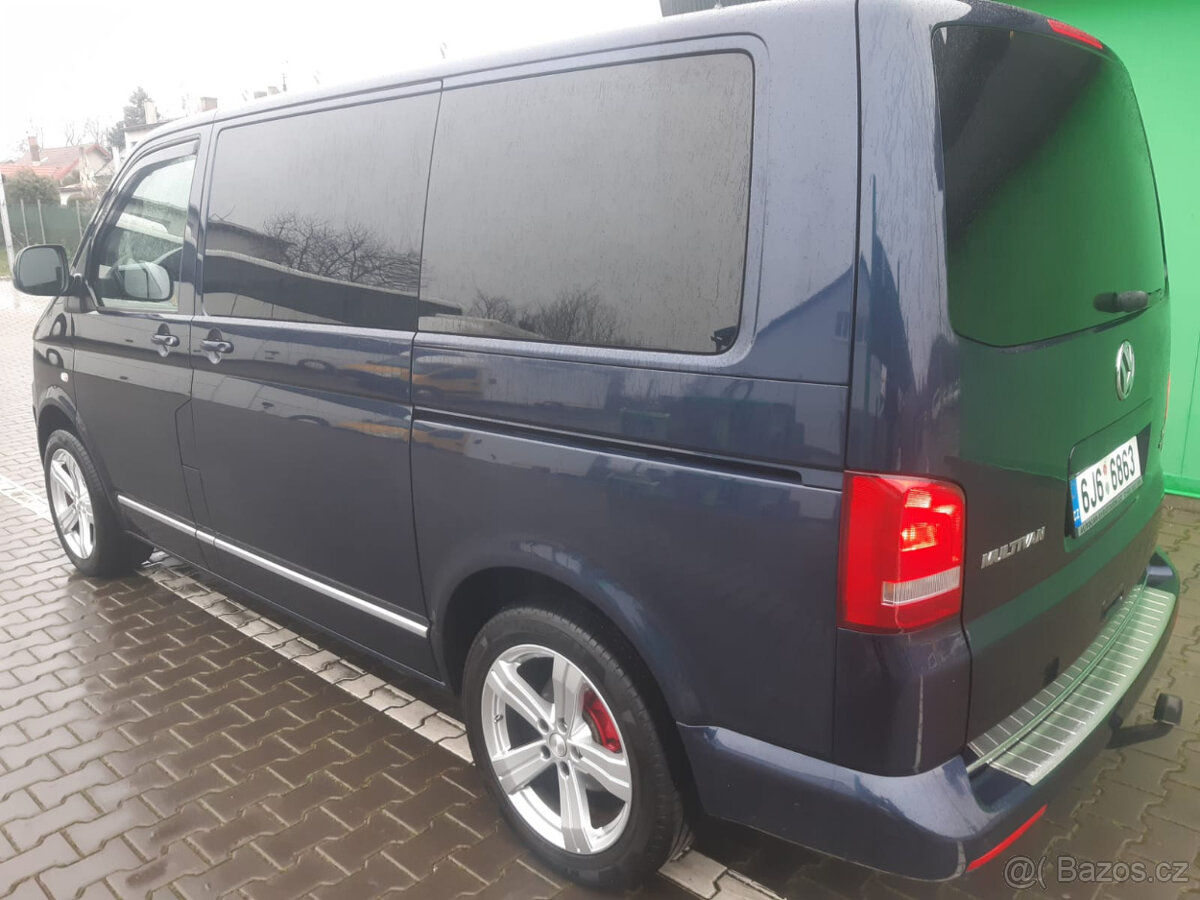 VW Multivan 2,0 132kw, r.v.2015, 7 míst Webasto, 4x4 - 3