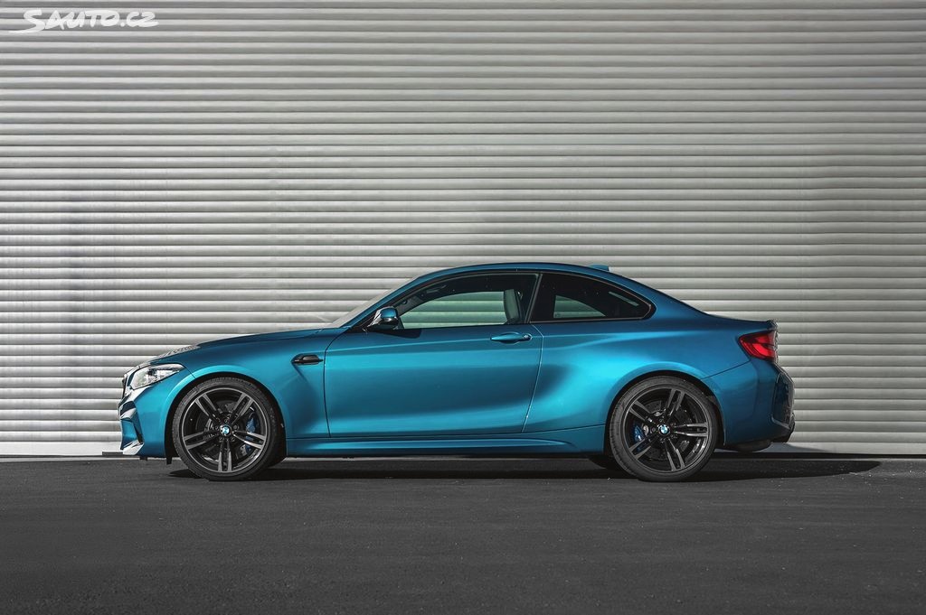 BMW M2, Competition Manual - 3