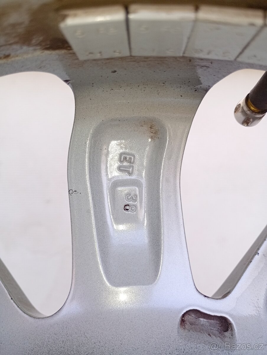 Prodám kola komplety 4ks lité - 3