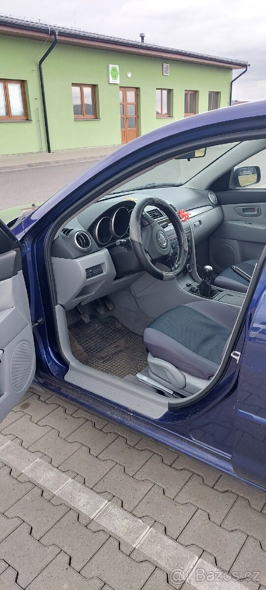 Mazda 3 BK - 3