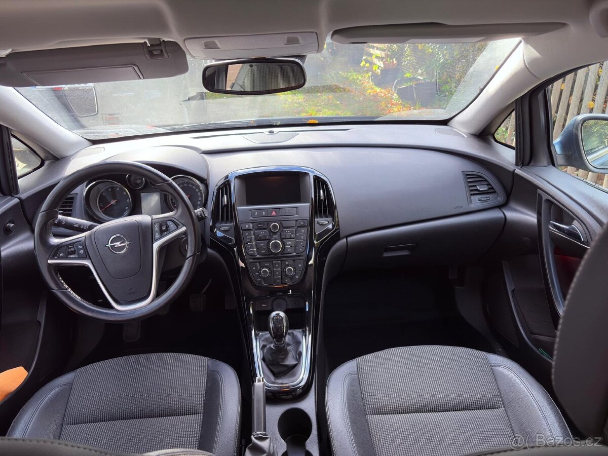 Prodam opel astra 2016 - 3