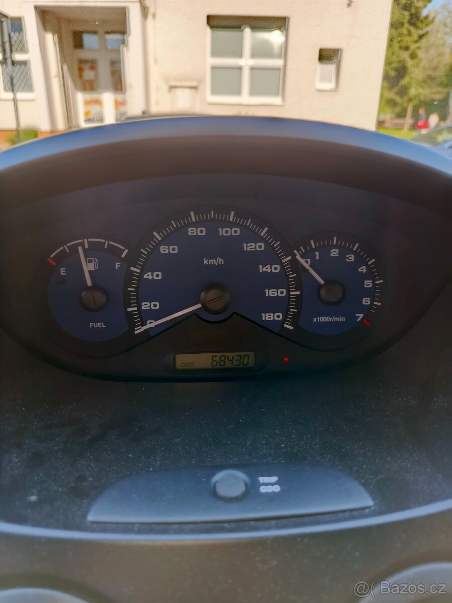 Chevrolet spark - 3
