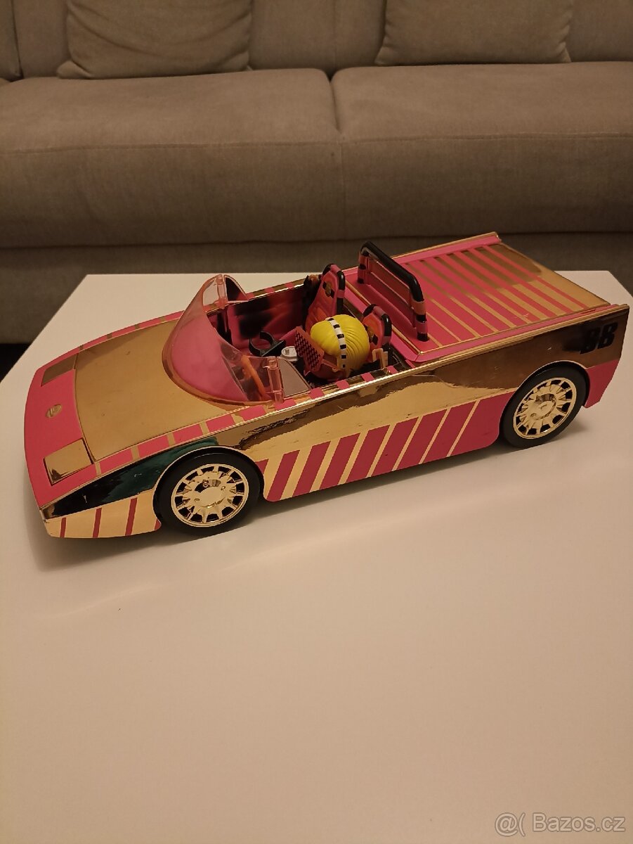 LOL Surprise auto s bazénem a tanečním parketem - 3