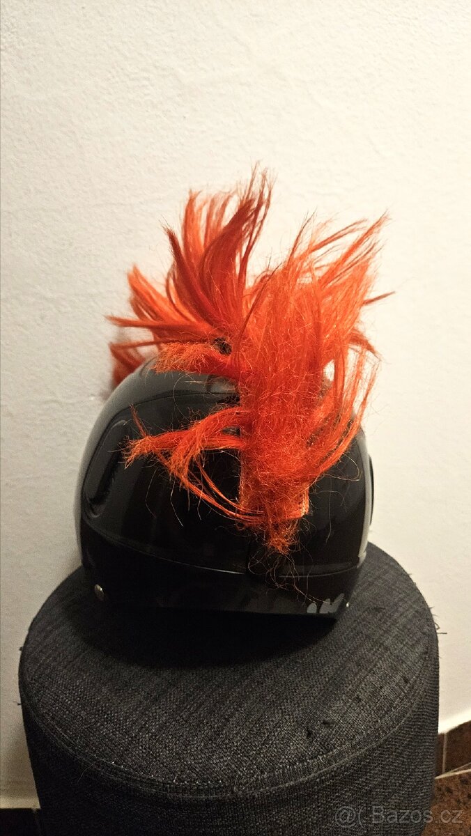 Lyžařská helma značky Wedze - 3