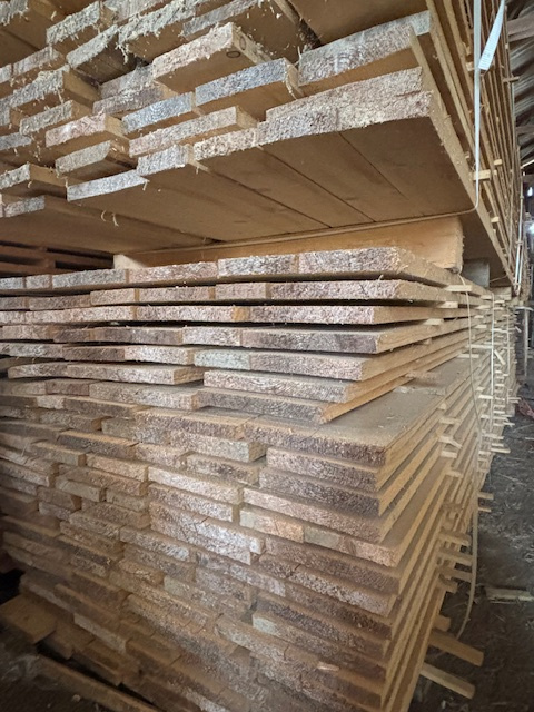 Prodám řezivo tl.24, 30,50 mm - 3