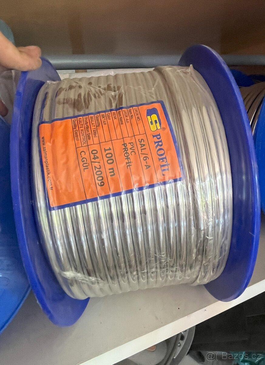 Ochranné/ ozdobné lišty. - 3