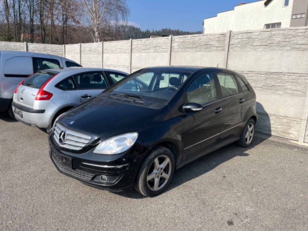 Mercedes Benz B - class W245 - 3