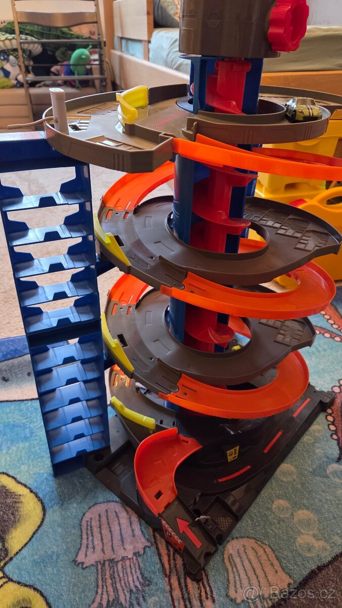 Hotel Wheels mega garáž - 3