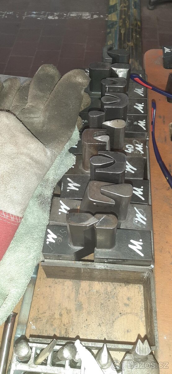 Hydraulický ohýbací stroj - 3