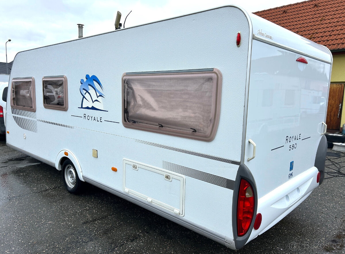 Knaus Royal 580, PALANDY, PŘEDSTAN - 3