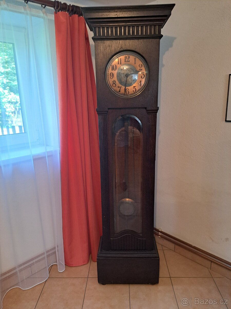 Starožitný nábytek - 3