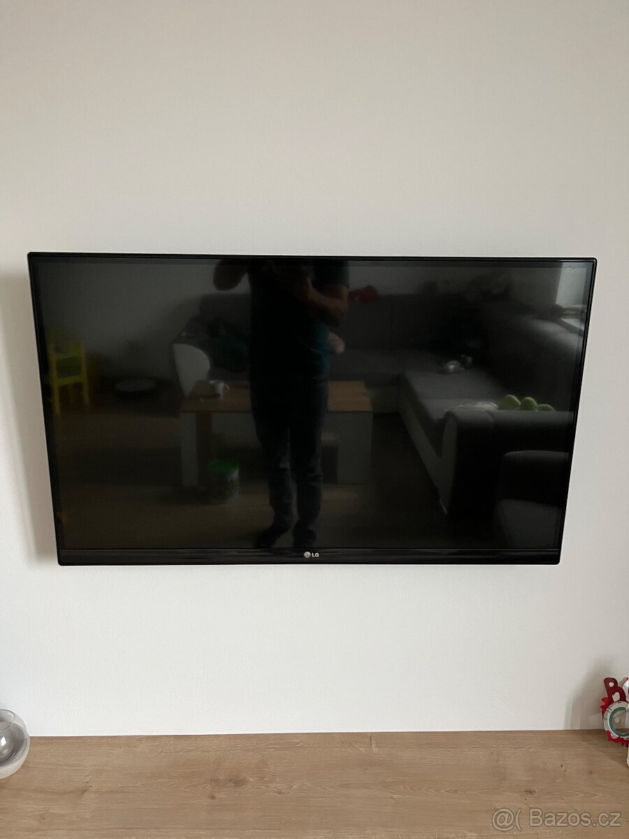 Televize LG 42LM640S (3D) - 3