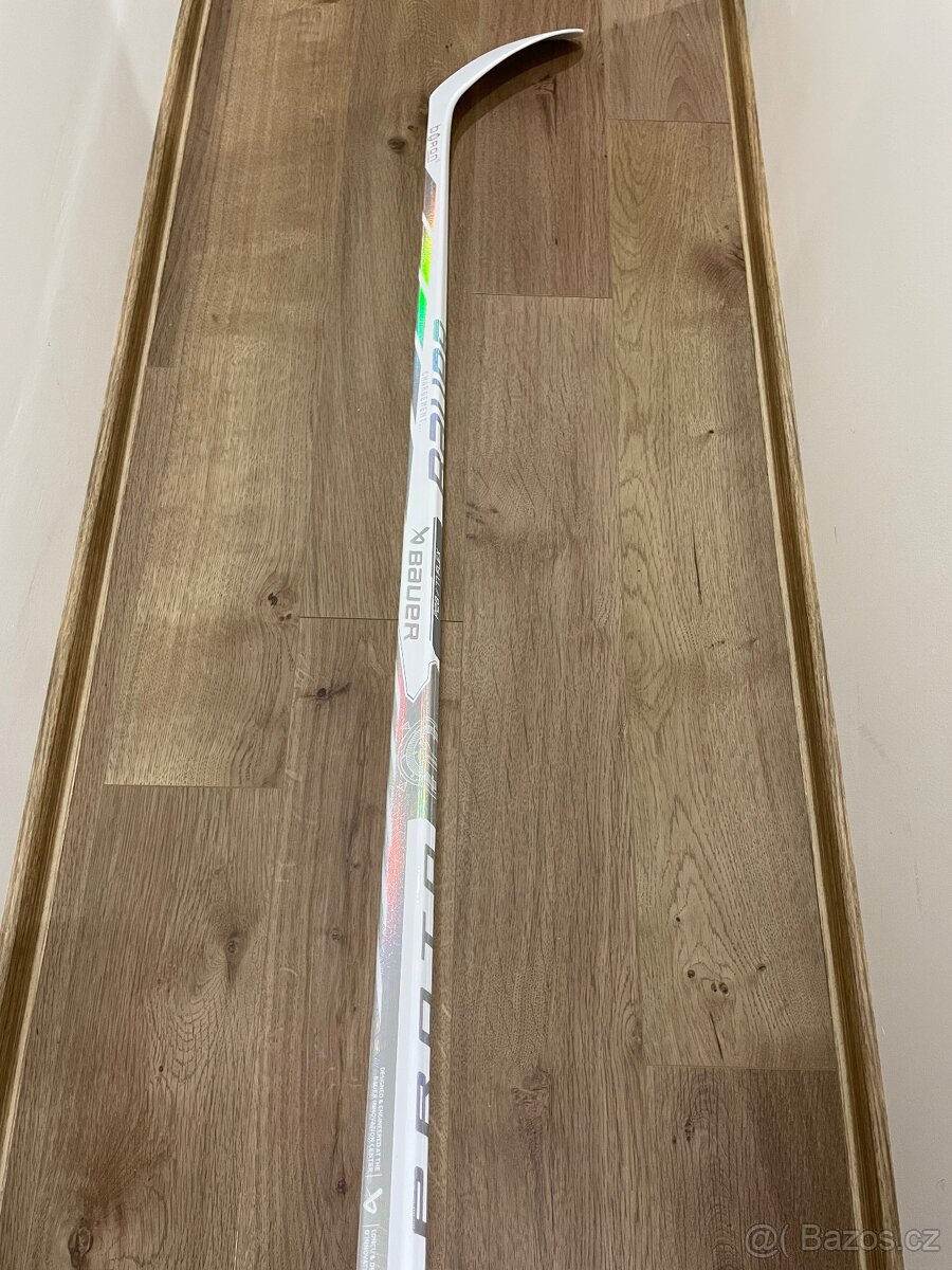 Hokejka Bauer Proto R-77 flex, P28 - bílá limitka - 3