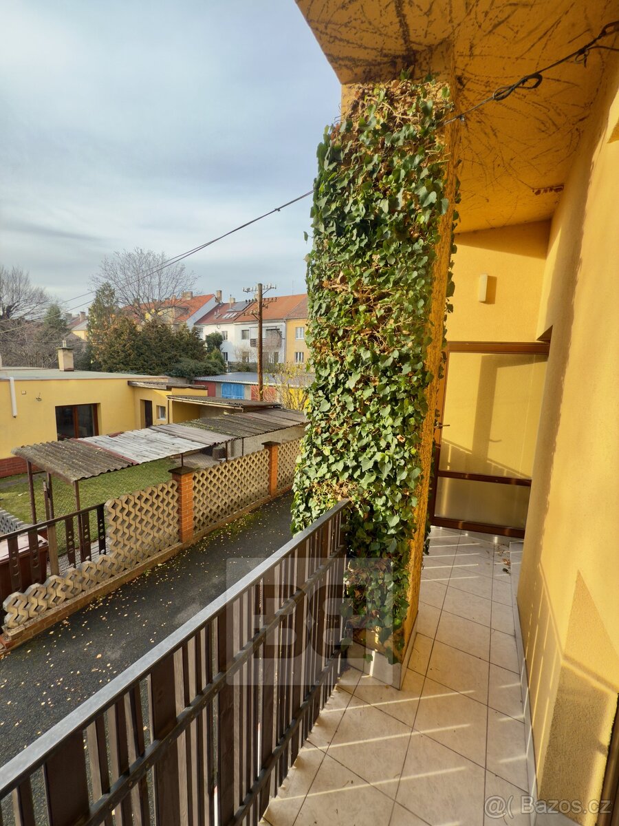 Pronájem bytu 3+1 90 m², Slaný, ev.č. N08561 - 3