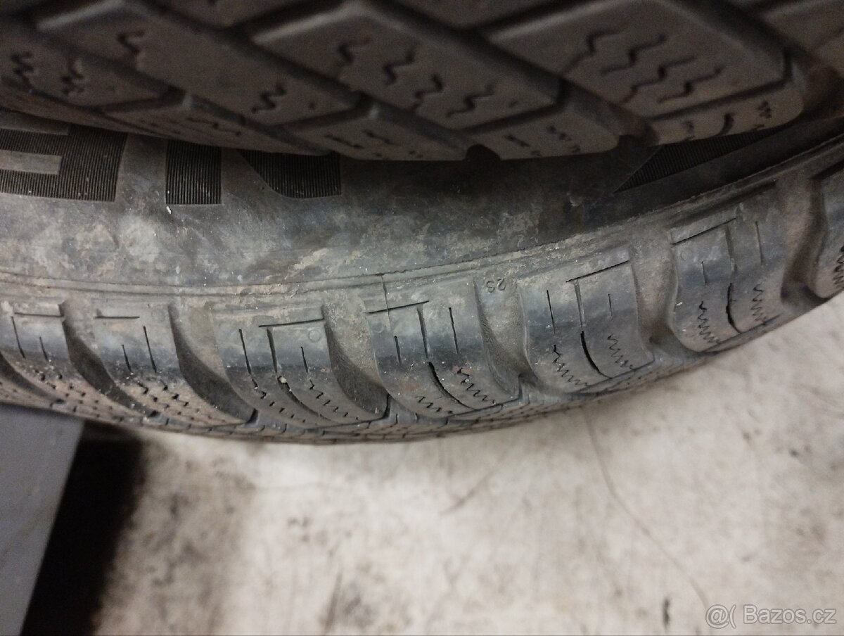 Zimní pneu 195/65/R15 - 3