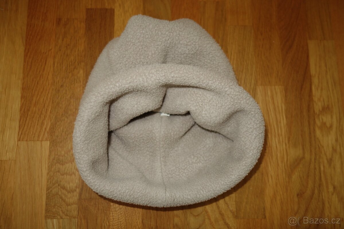Béžová zimní dvojitá fleesová čepice vel.116/134 - 3