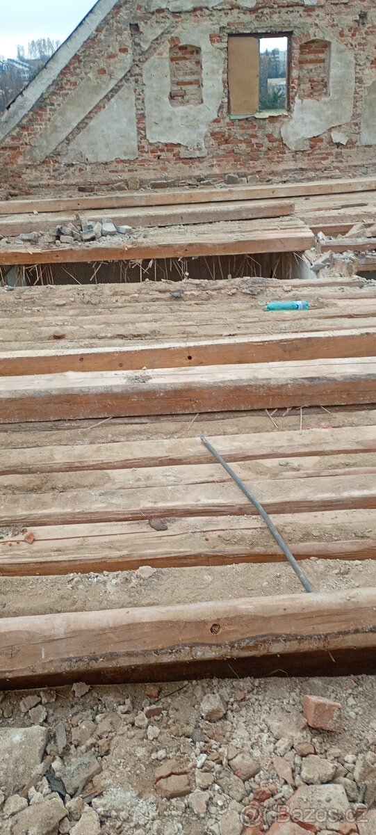 Staré trámy a rozeberem staré objekty - 3