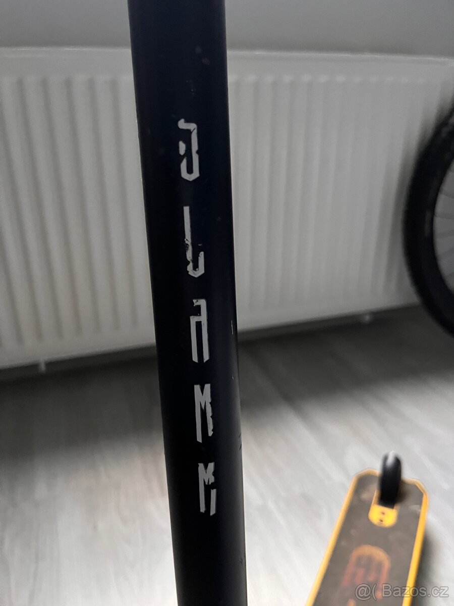 Freestyle koloběžka SLAMM - 3