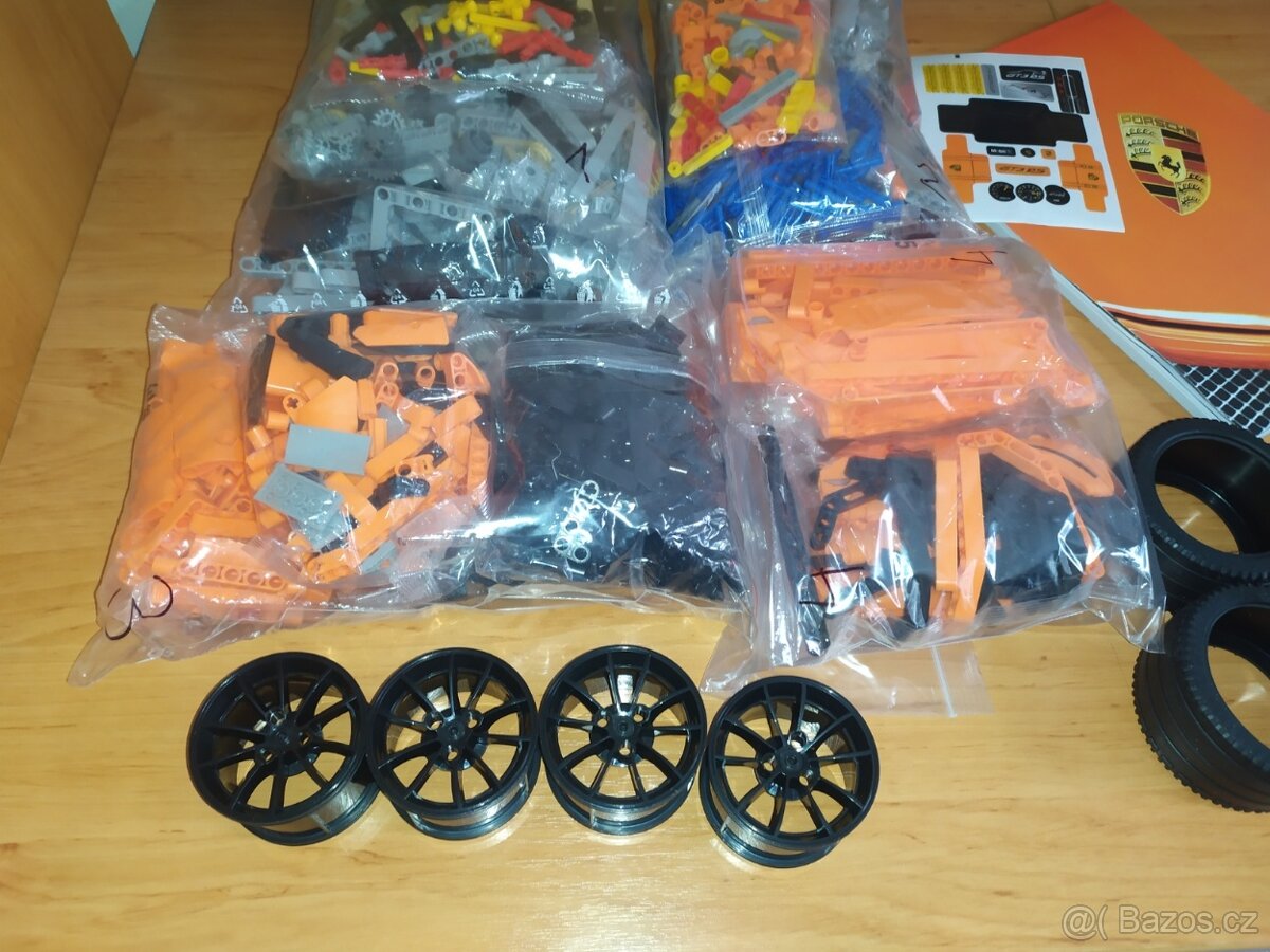 Stavebnice - Porsche 911 GT3 RS - 3