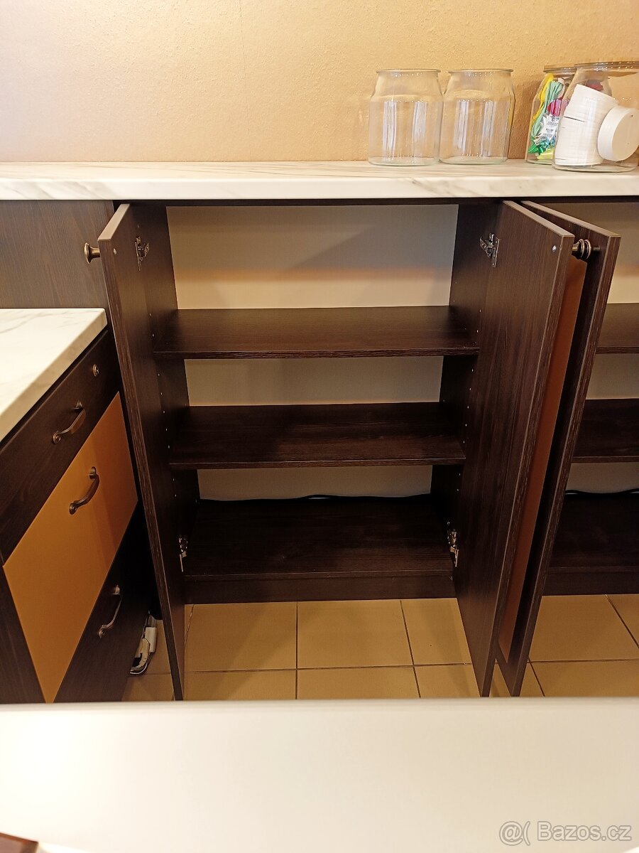 Skříně - 3